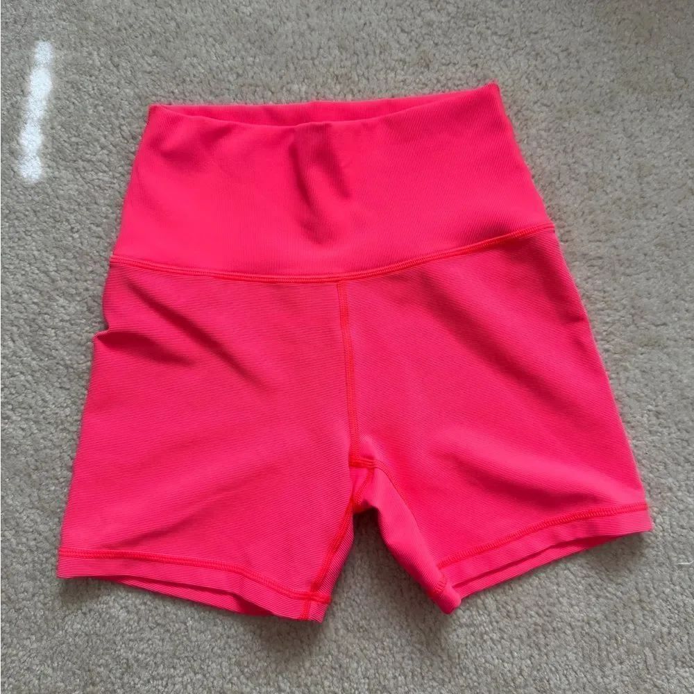 Women’s Aerie 5” Inseam Hi Rise Biker Shorts M